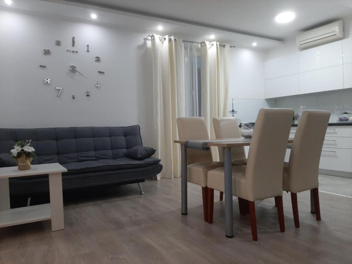Apartmani Bulajic Krk Town Exterior photo