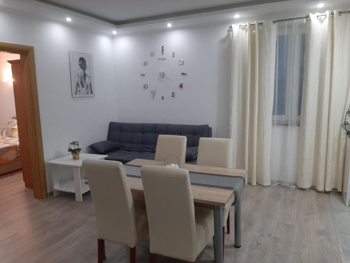 Apartmani Bulajic Krk Town Exterior photo