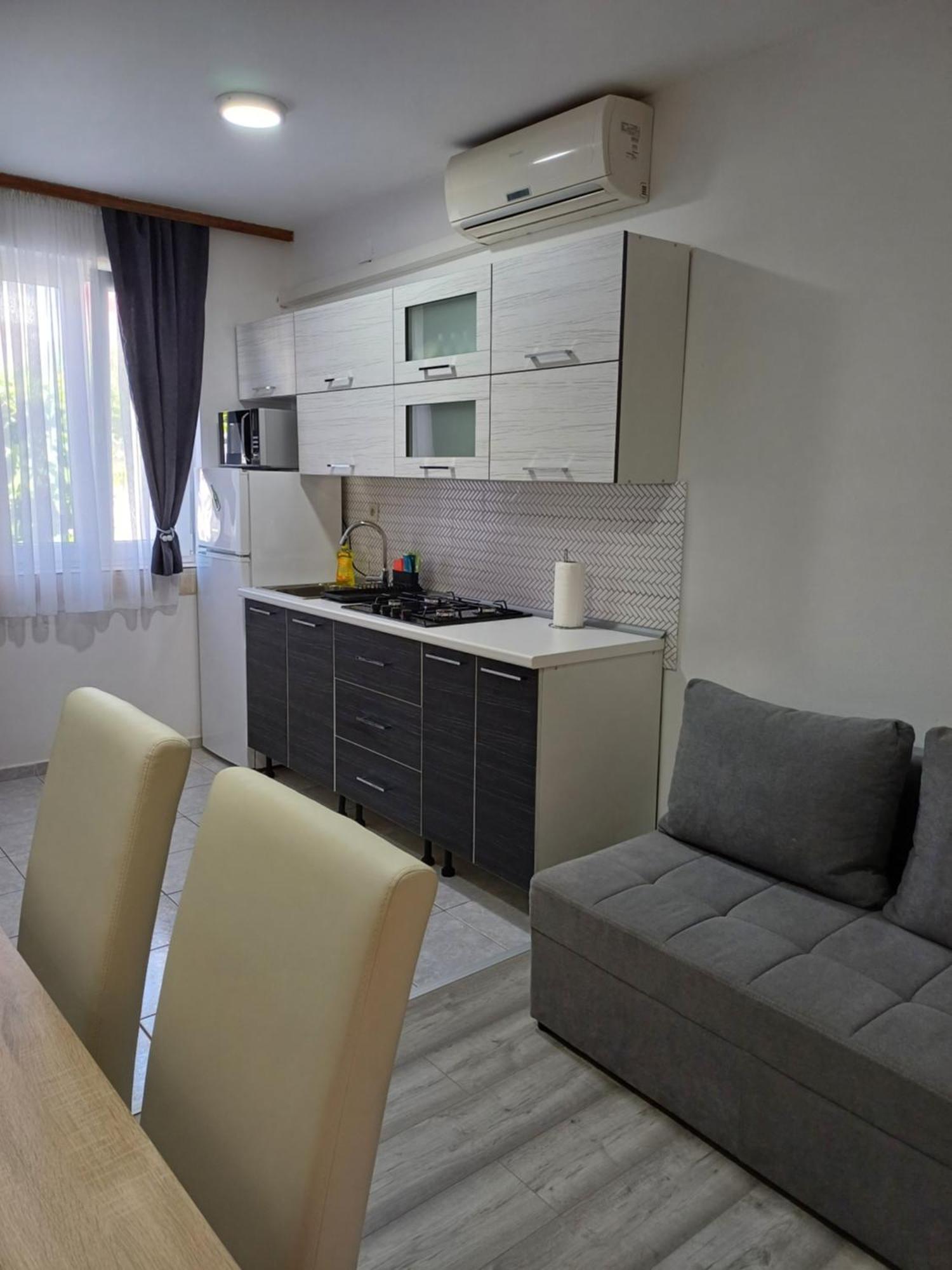 Apartmani Bulajic Krk Town Exterior photo