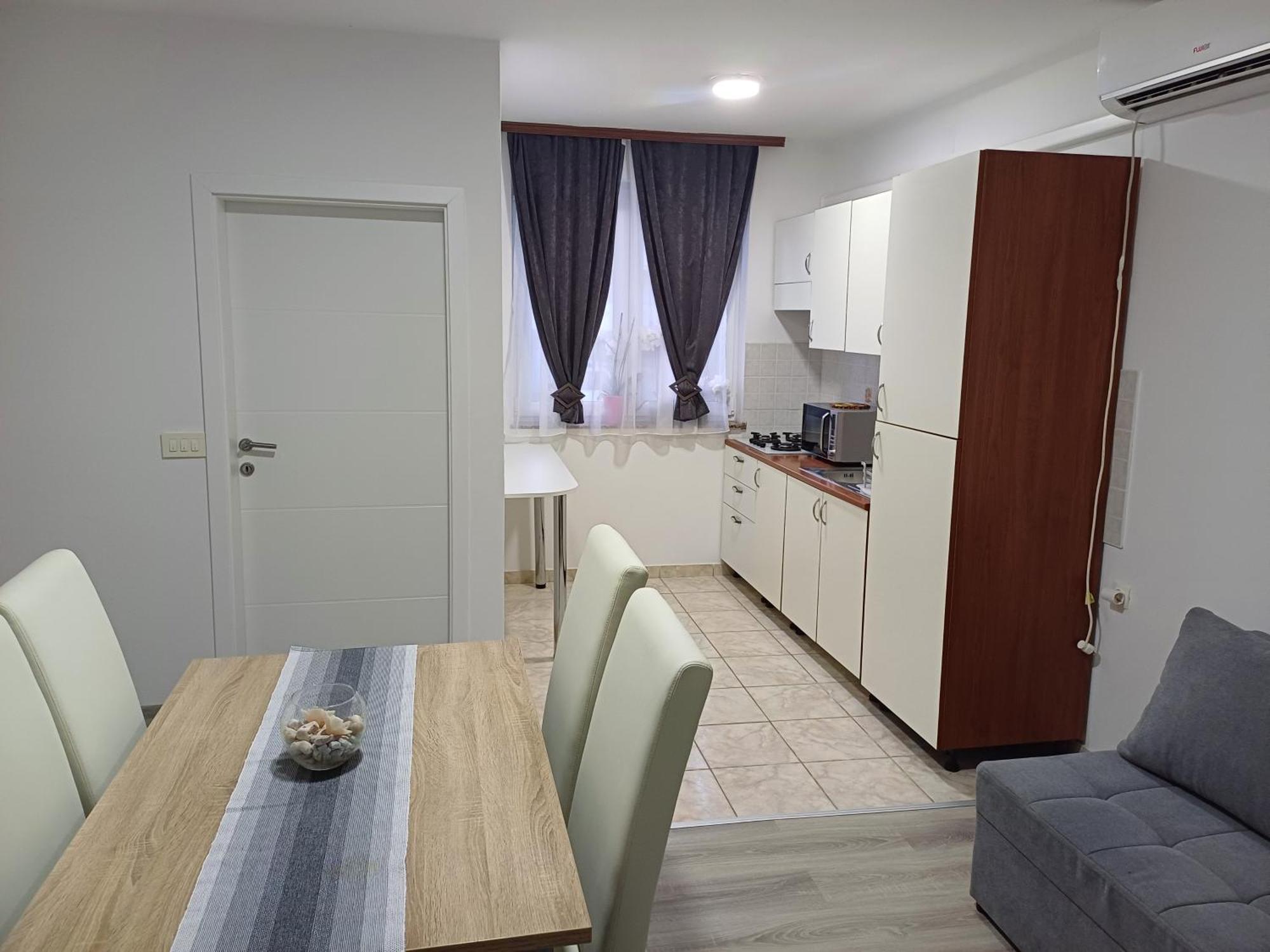 Apartmani Bulajic Krk Town Exterior photo