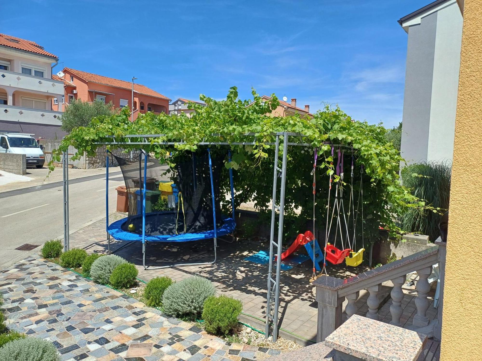 Apartmani Bulajic Krk Town Exterior photo